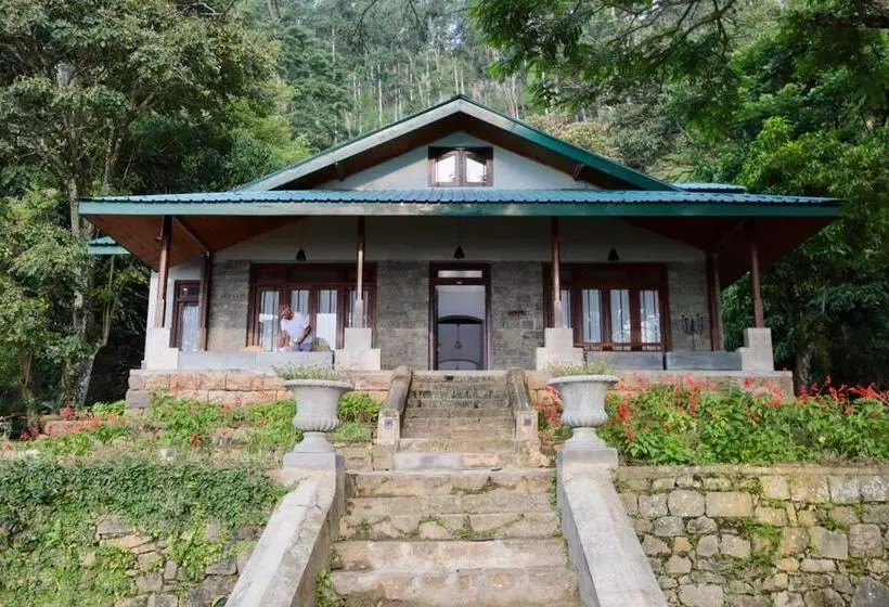 Majatalo Bawlana Estate   Kandy