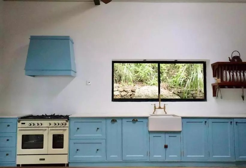 Majatalo Bawlana Estate   Kandy