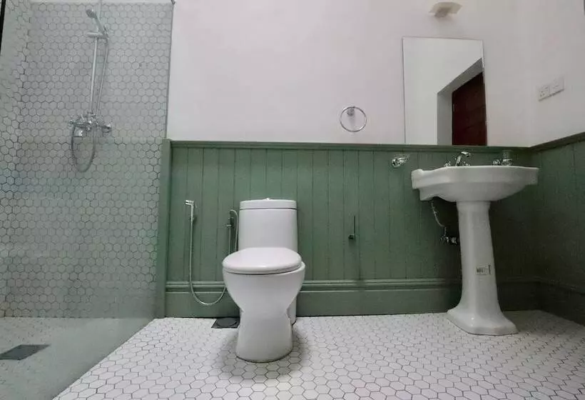 Majatalo Bawlana Estate   Kandy