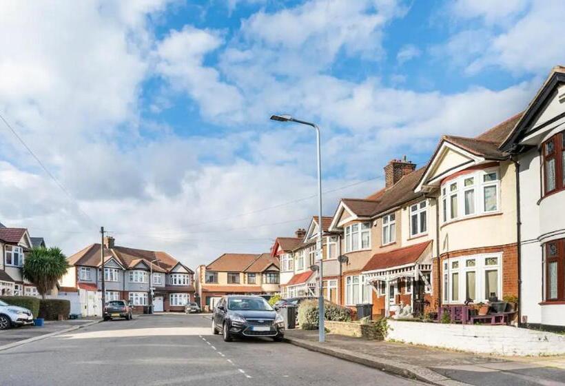 펜션 Comfortable Room