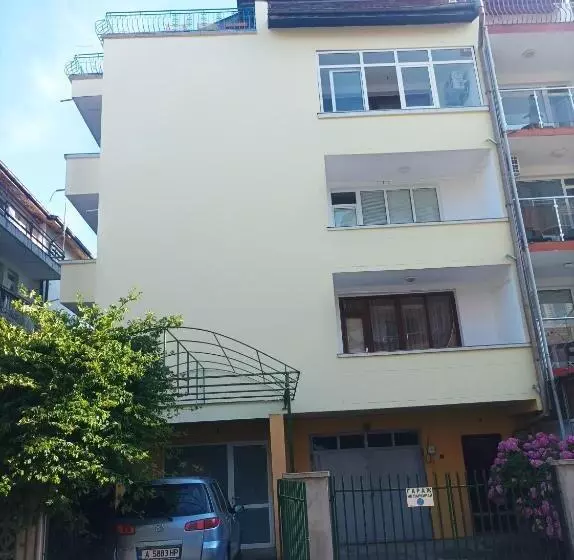 پانسیون Heidi S Summer Villa Primorsko