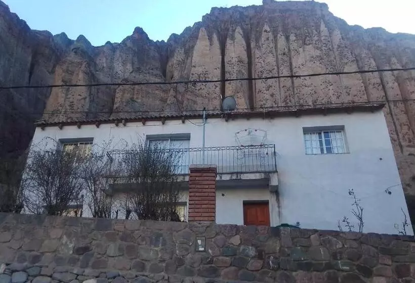 Majatalo Hostal Del Luna