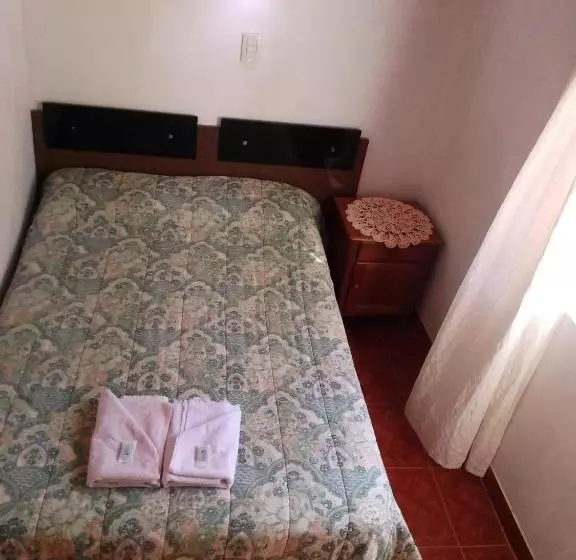 Majatalo Hostal Del Luna