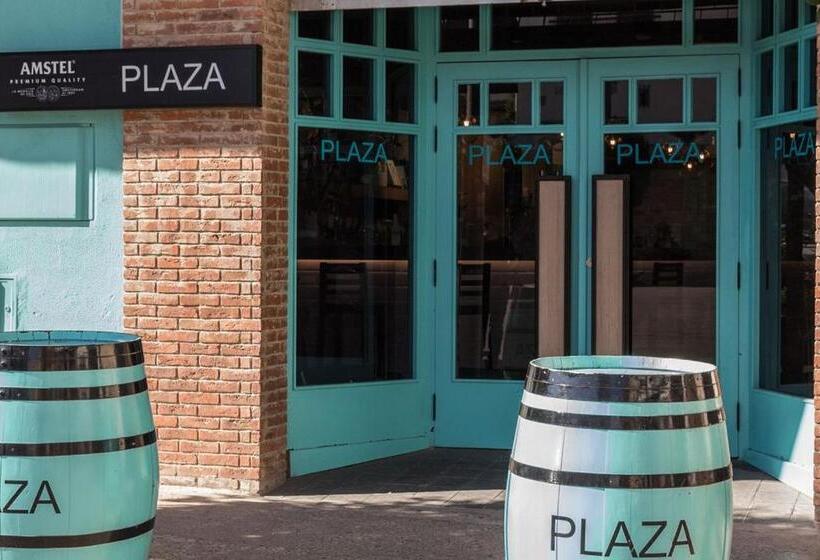 Pensão Hostal Plaza