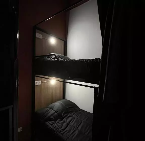 ペンション Hostel Dale