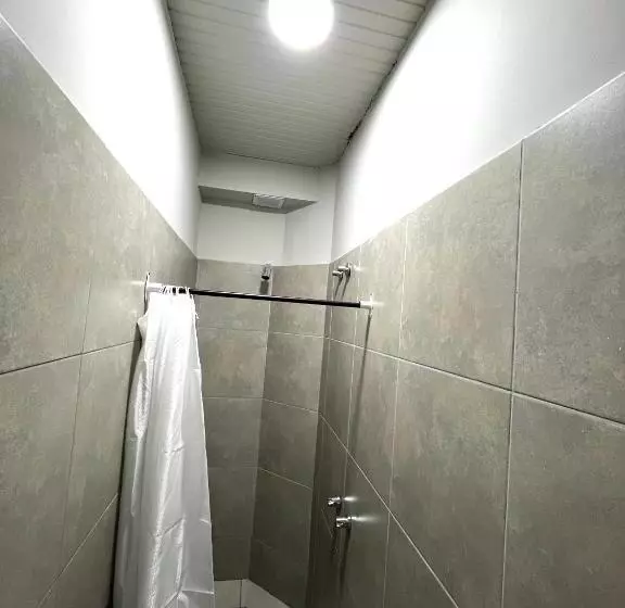 ペンション Hostel Dale