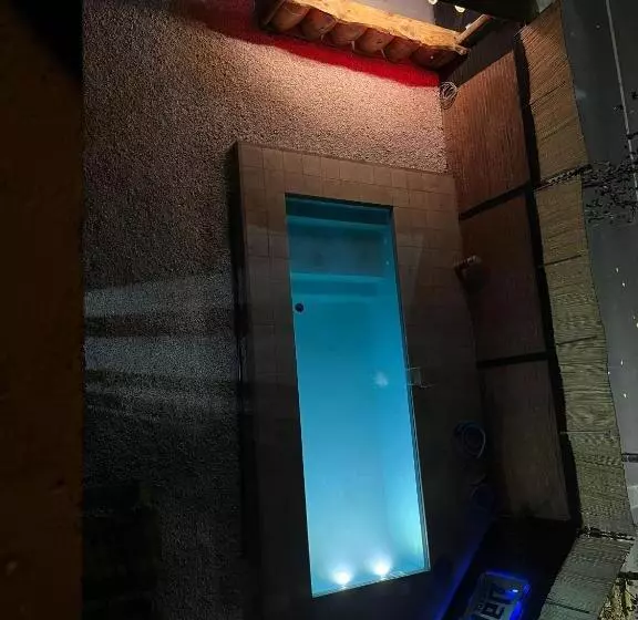 ペンション Hostel Dale