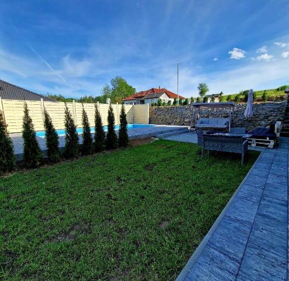 פנסיון La Perla