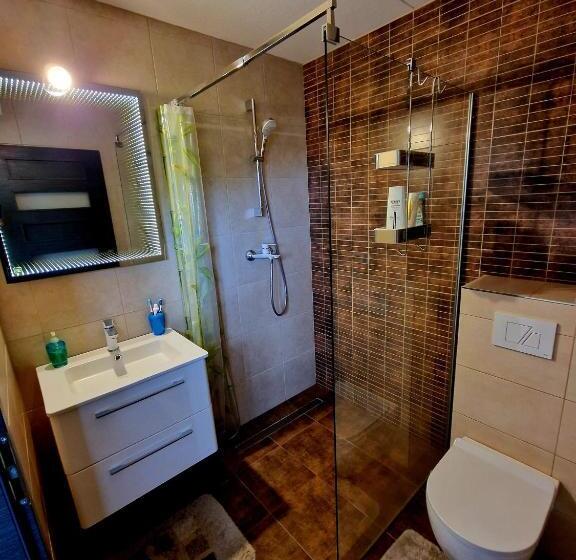 פנסיון La Perla