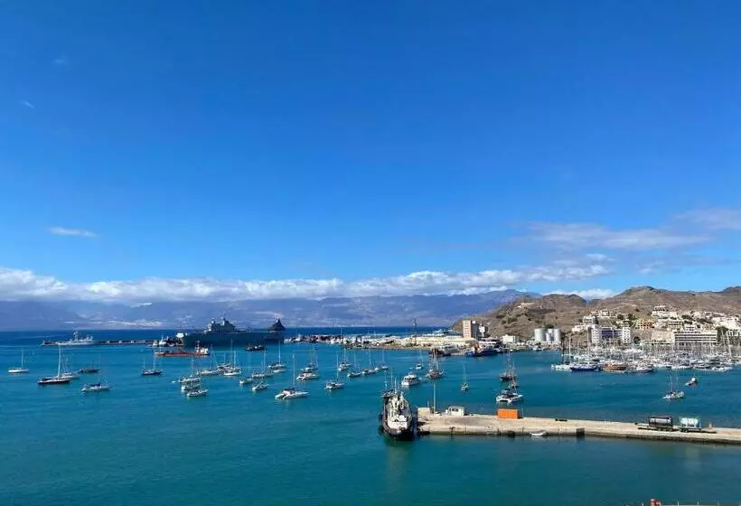 پانسیون Muralha Rooms