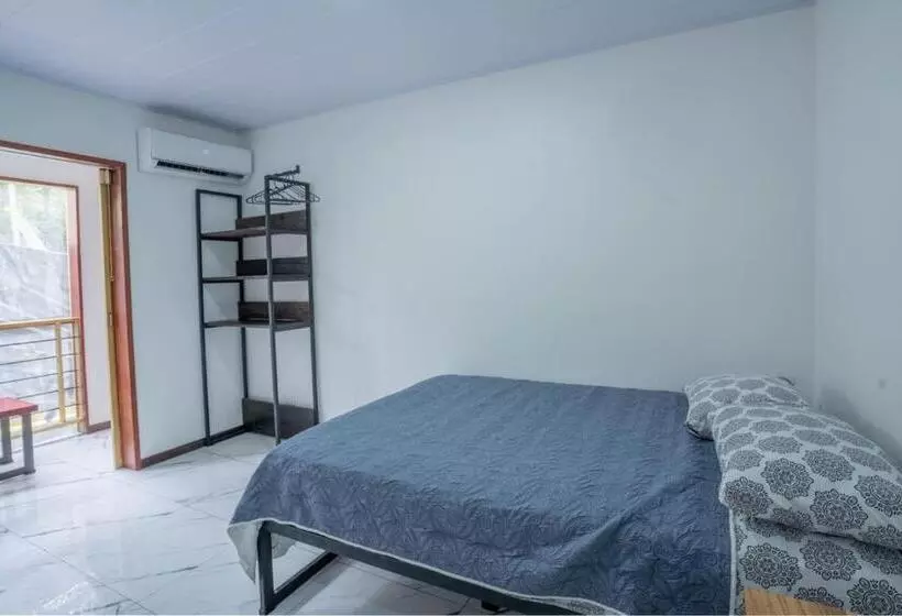 Studio With Ac, Smart Tv, Kitchen, Bath Pool 6