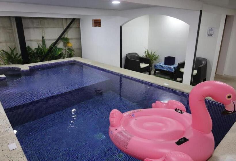 Studio With Ac, Smart Tv, Kitchen, Bath Pool 6