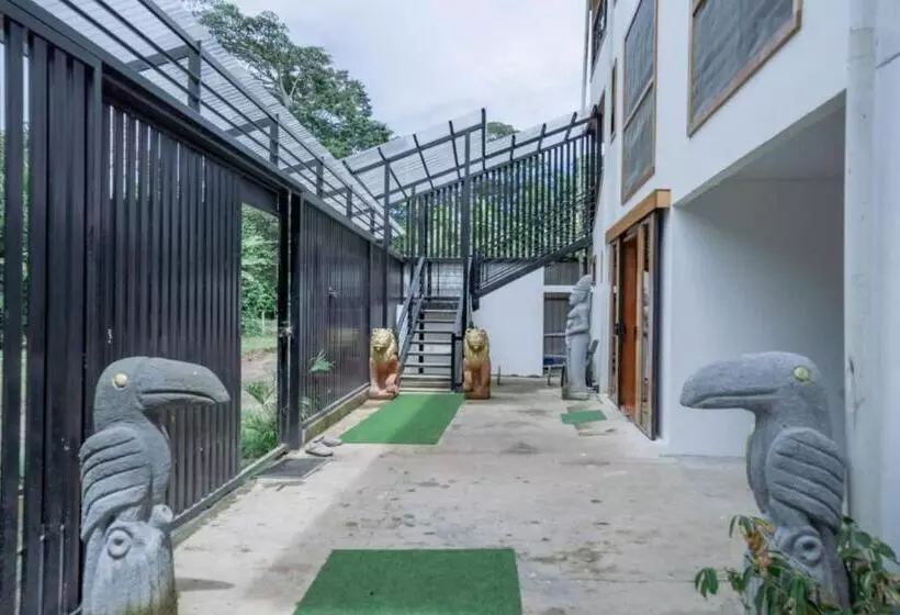 Studio With Ac, Smart Tv, Kitchen, Bath Pool 6
