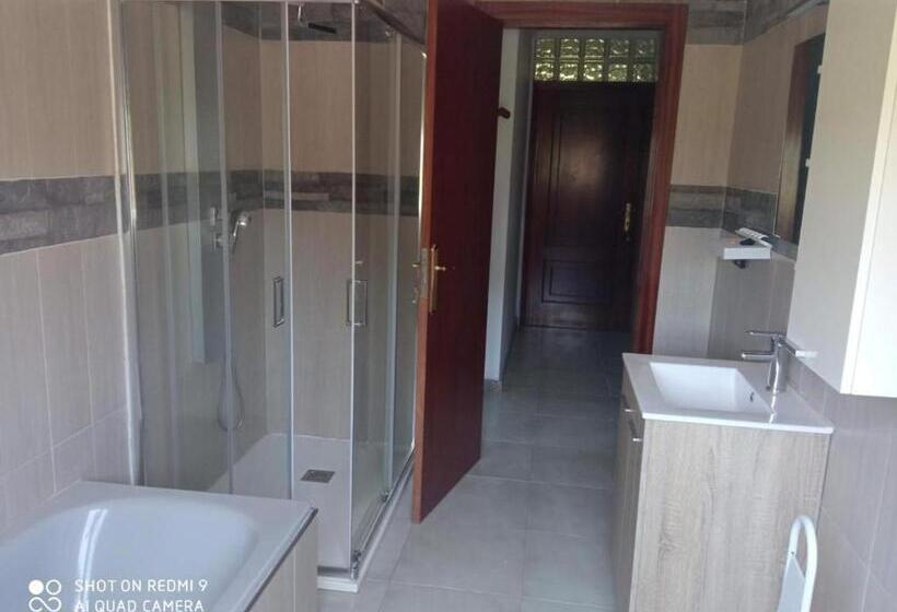 هاستل Habitación Premium