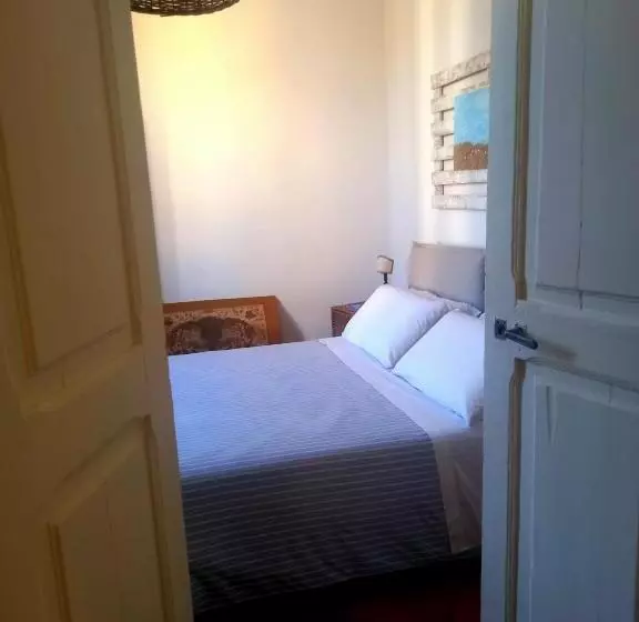 Aamiaismajoitus (B&B) 99 Scalini