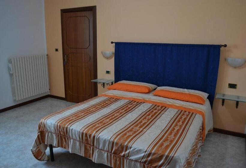 تختخواب و صبحانه Antico Borgo