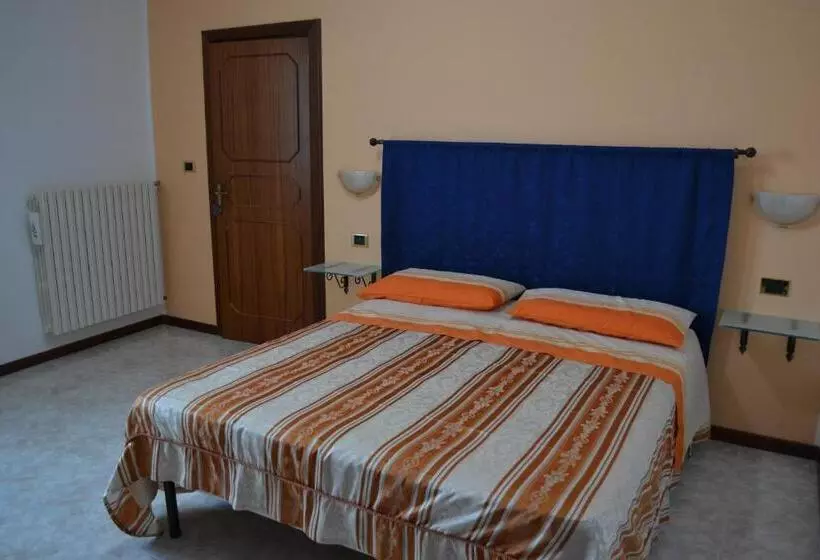 تختخواب و صبحانه Antico Borgo