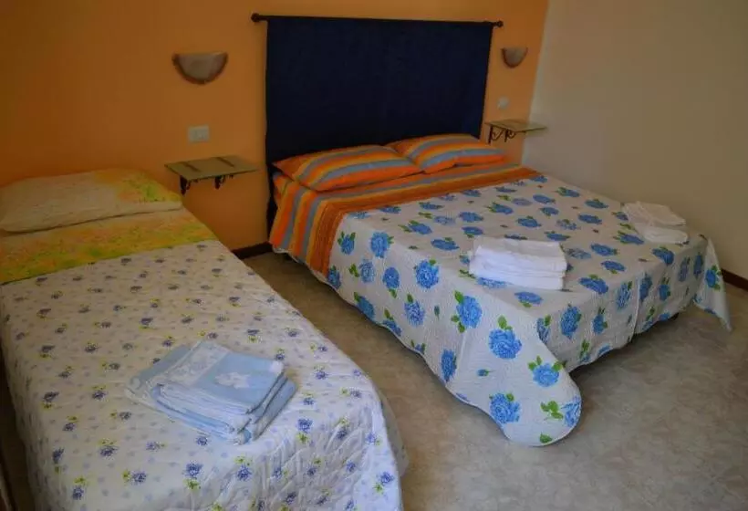 تختخواب و صبحانه Antico Borgo