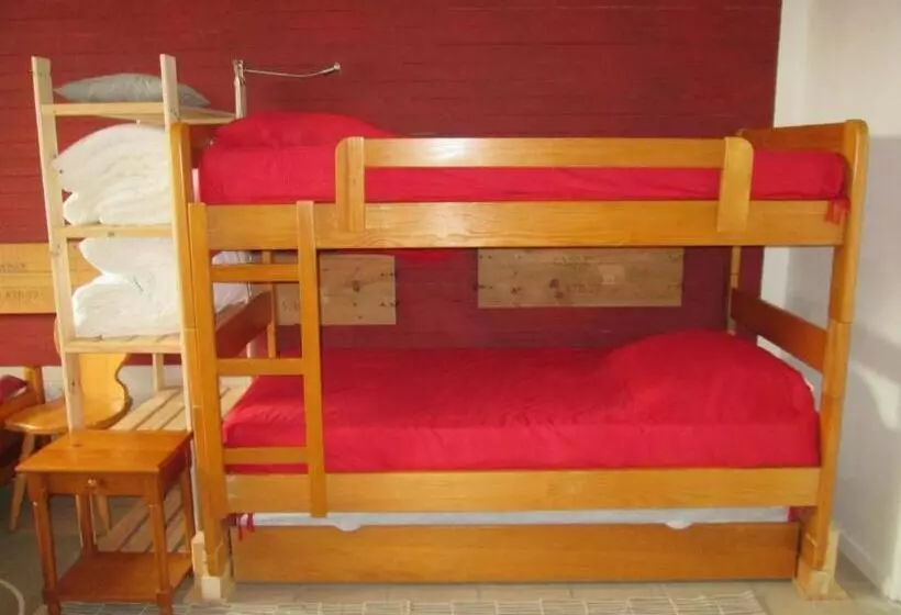 تختخواب و صبحانه Le Chalet De La Conversaria
