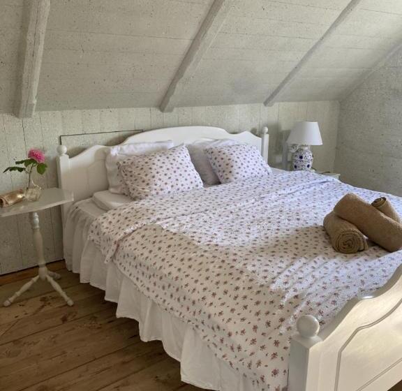 Hoby Kulle Herrgård B&b