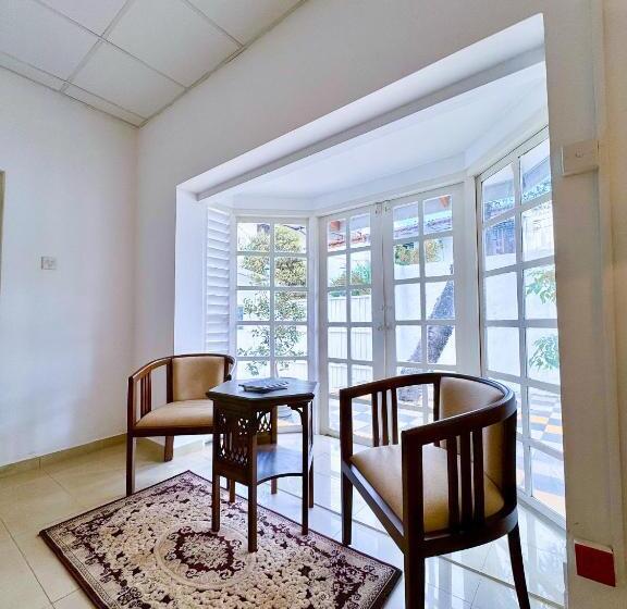 فندق Allure Cmb By Allure Leisure