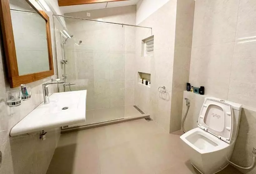 Hotelli Allure Cmb By Allure Leisure