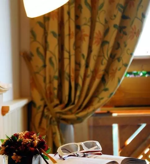 Hotelli Cristallo