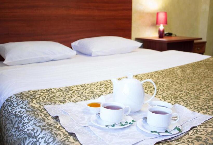 هتل Gagra Georgian House