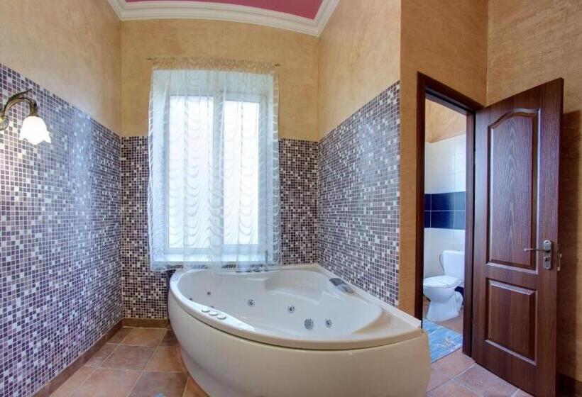 هتل Gagra Georgian House