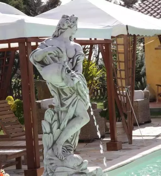 هتل La Luce Del Sinis