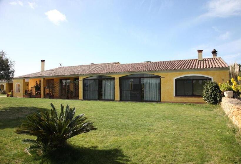 هتل La Luce Del Sinis