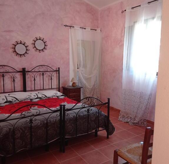 هتل La Luce Del Sinis