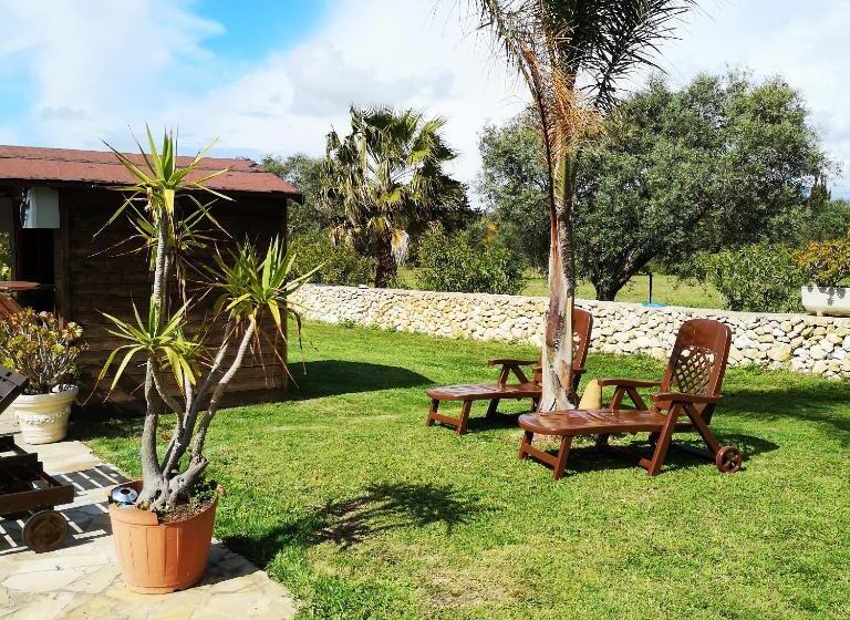 هتل La Luce Del Sinis