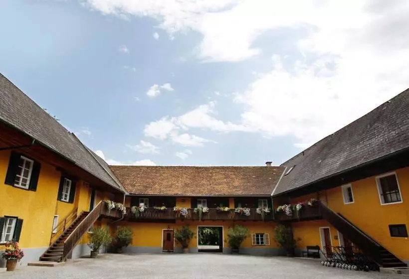 Otel Murhof