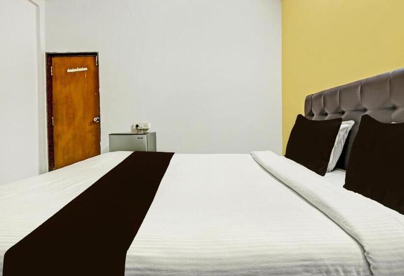 Hotel Elvin S Balaji Beach Place