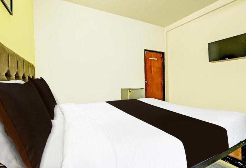 Hotel Elvin S Balaji Beach Place