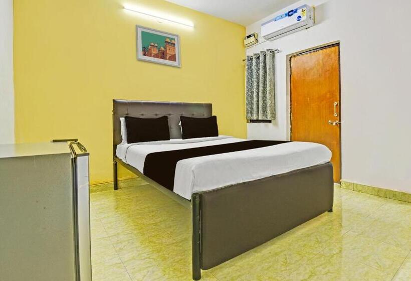 Hotel Elvin S Balaji Beach Place