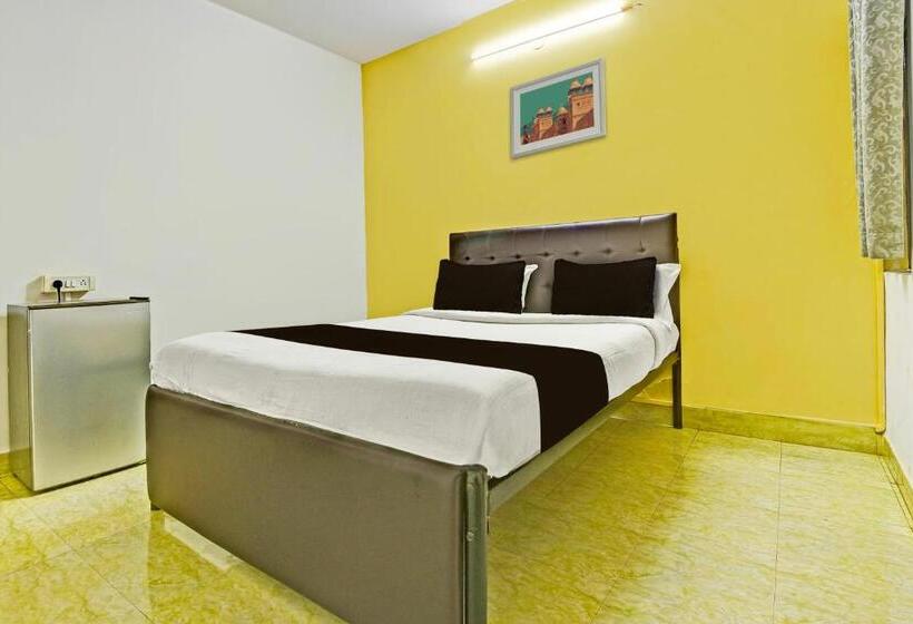 Hotel Elvin S Balaji Beach Place