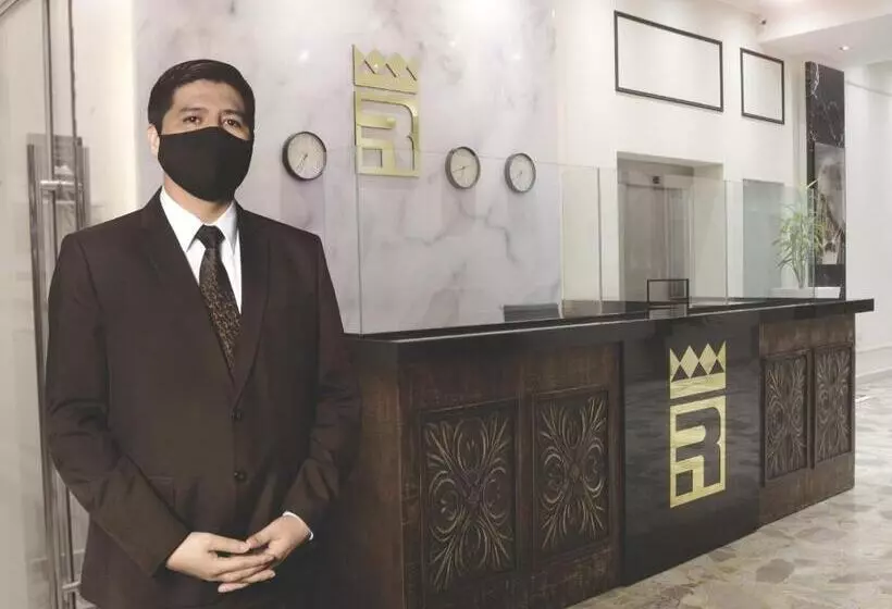 ホテル Real