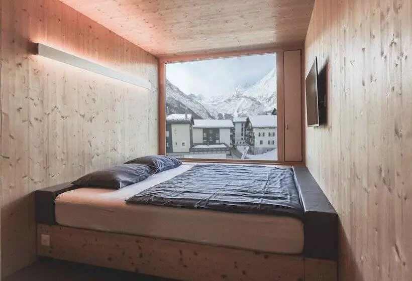ホテル Revier Mountain Lodge Saas Fee