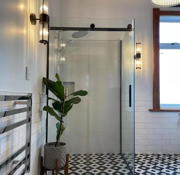 Motelli The Clive Hideaway