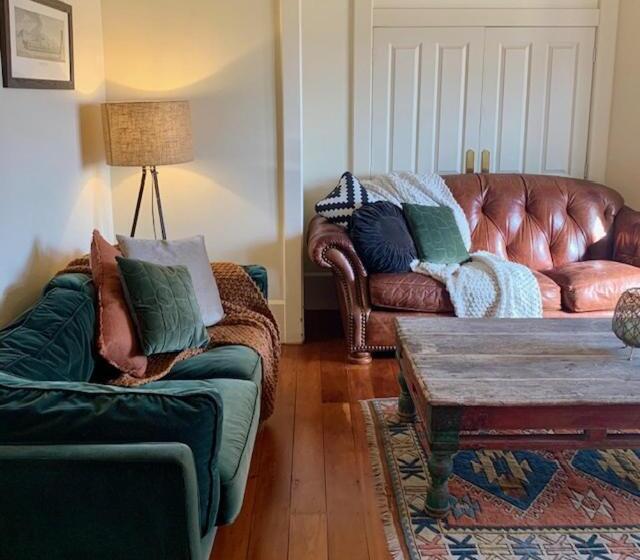 מוטל The Clive Hideaway