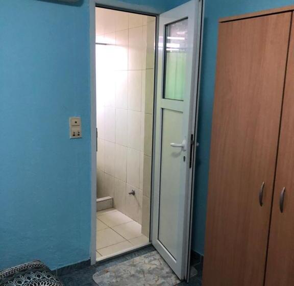 پانسیون Apartmani Izo L