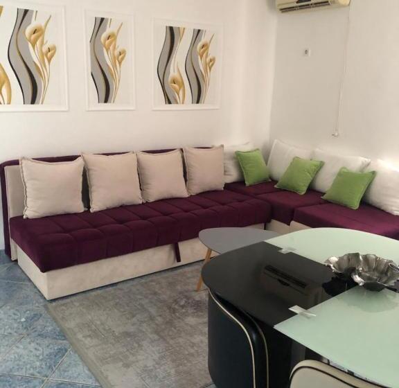 پانسیون Apartmani Izo L