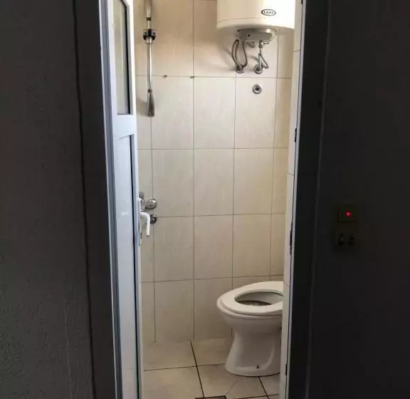 پانسیون Apartmani Izo L