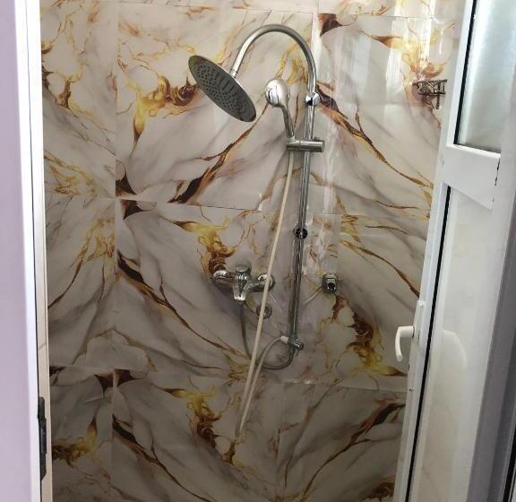 پانسیون Apartmani Izo L