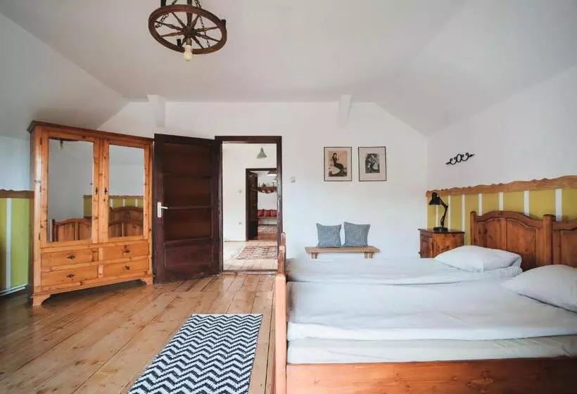 ペンション Badiu S Guest House