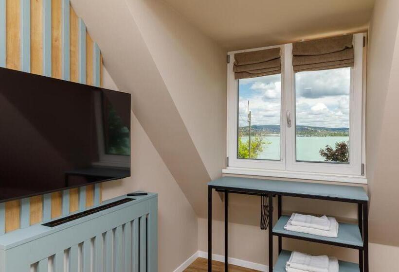 پانسیون Lepke Apartmanház és étterem