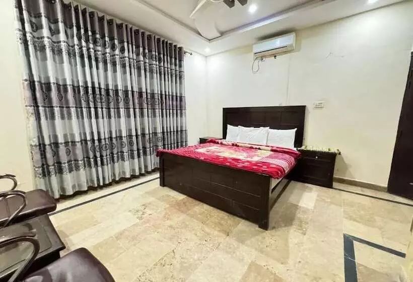 پانسیون Millat Guest House G9 4
