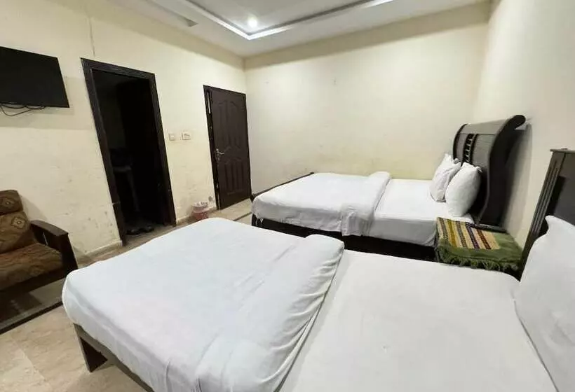 پانسیون Millat Guest House G9 4